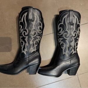Black Cowboy Boots